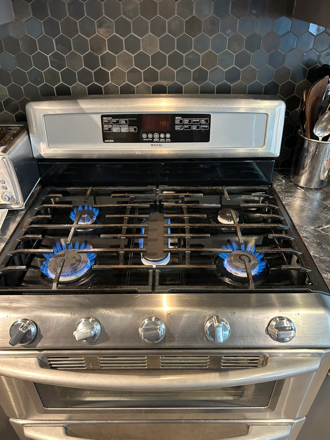 Whirlpool Gas range - photo 3