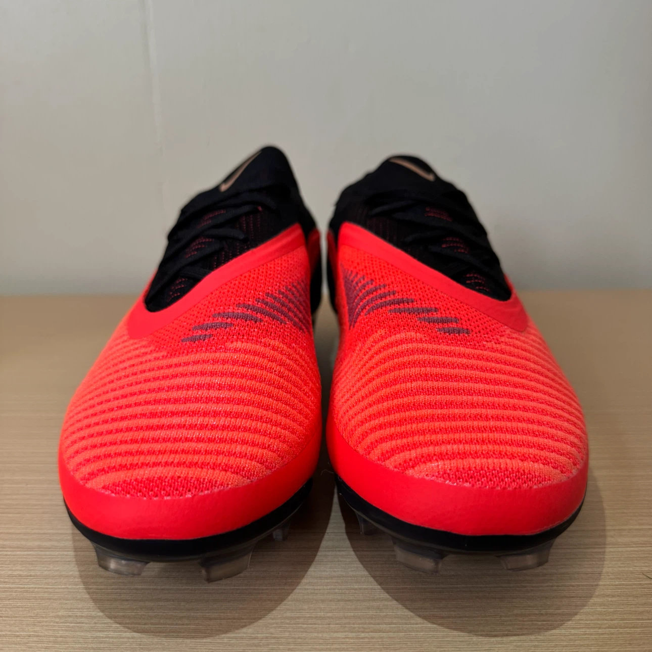 Nike Phantom Soccer Cleats size 10 US - photo 3