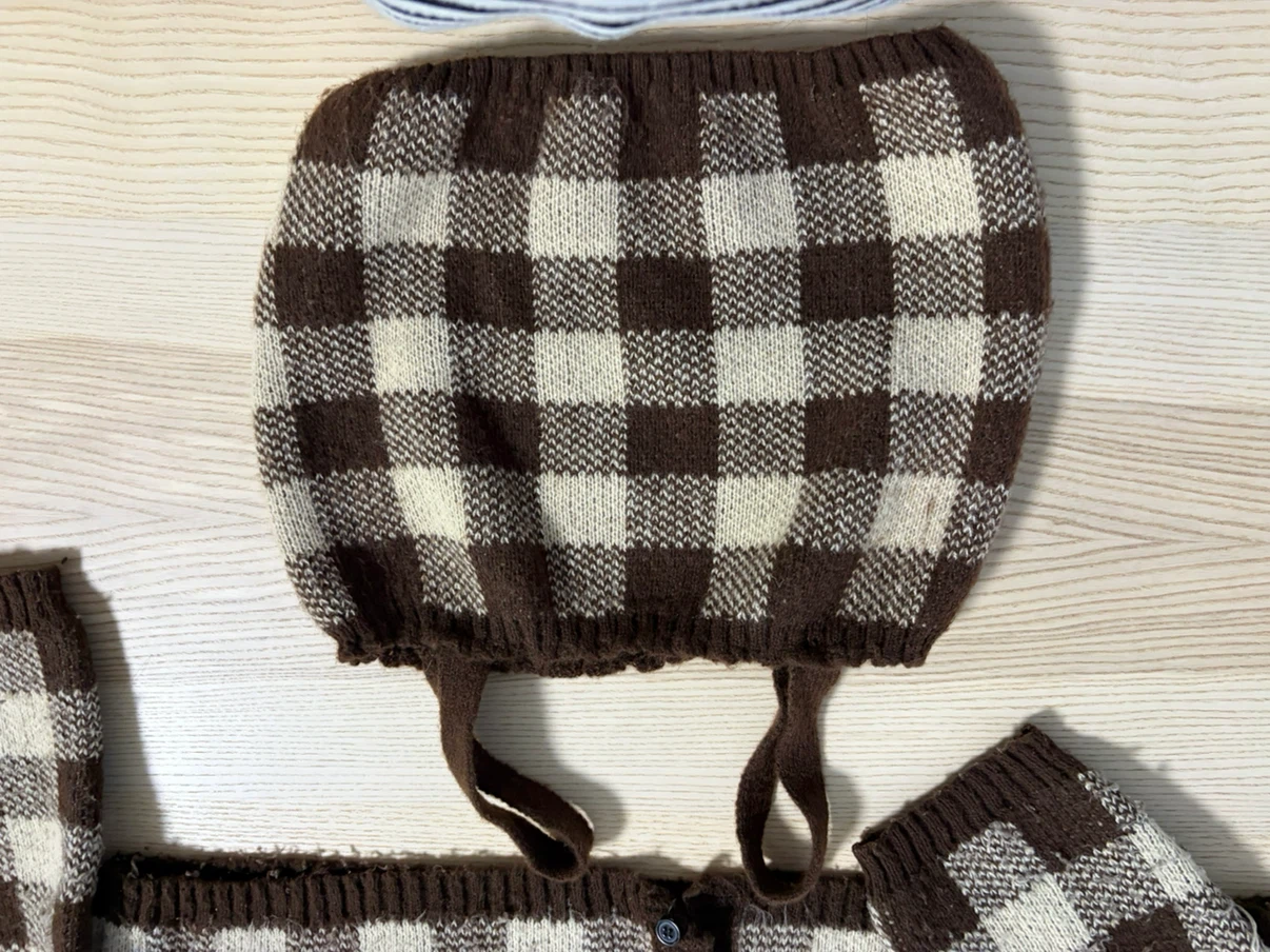 Checkered Knit Cardigan Set from Korea - photo 2