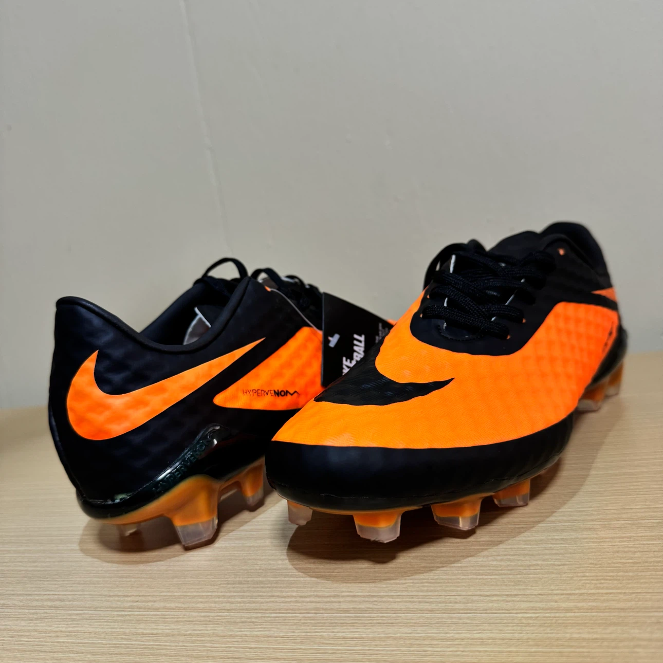 Nike Hypervenom Soccer Cleats 9.5 US