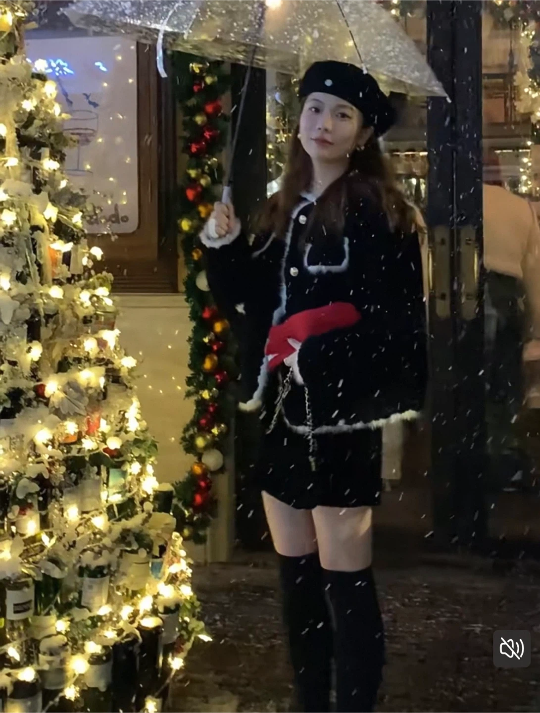 Black fuzzy trim jacket - photo 5