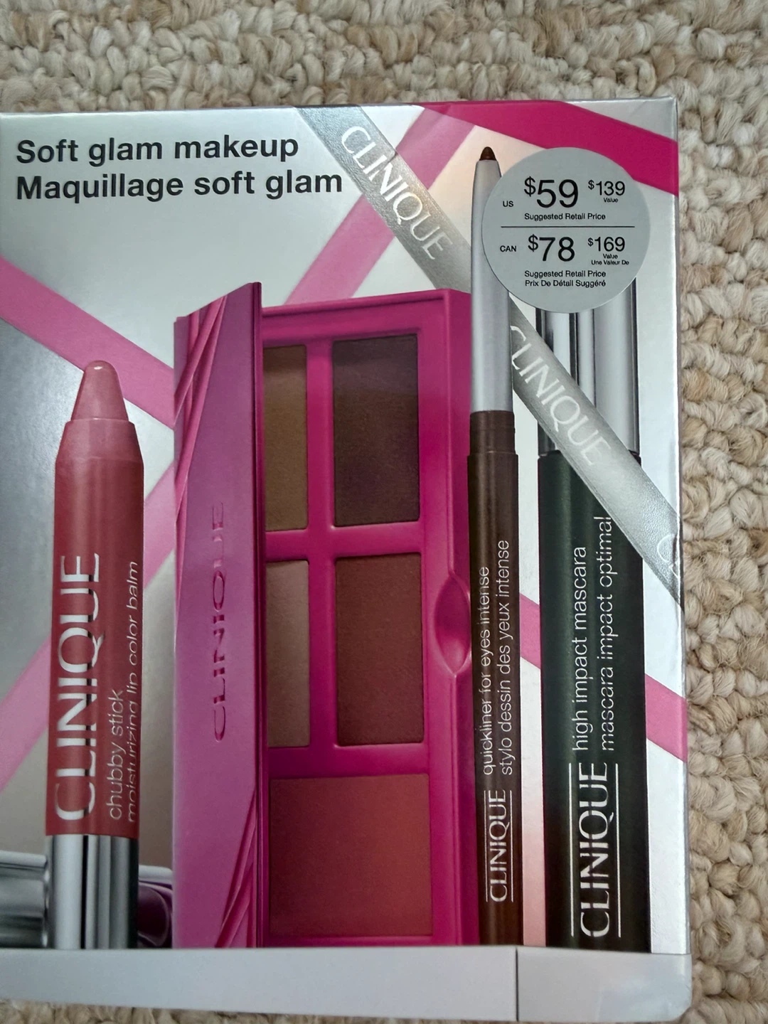 Clinique Soft Glam Makeup Set