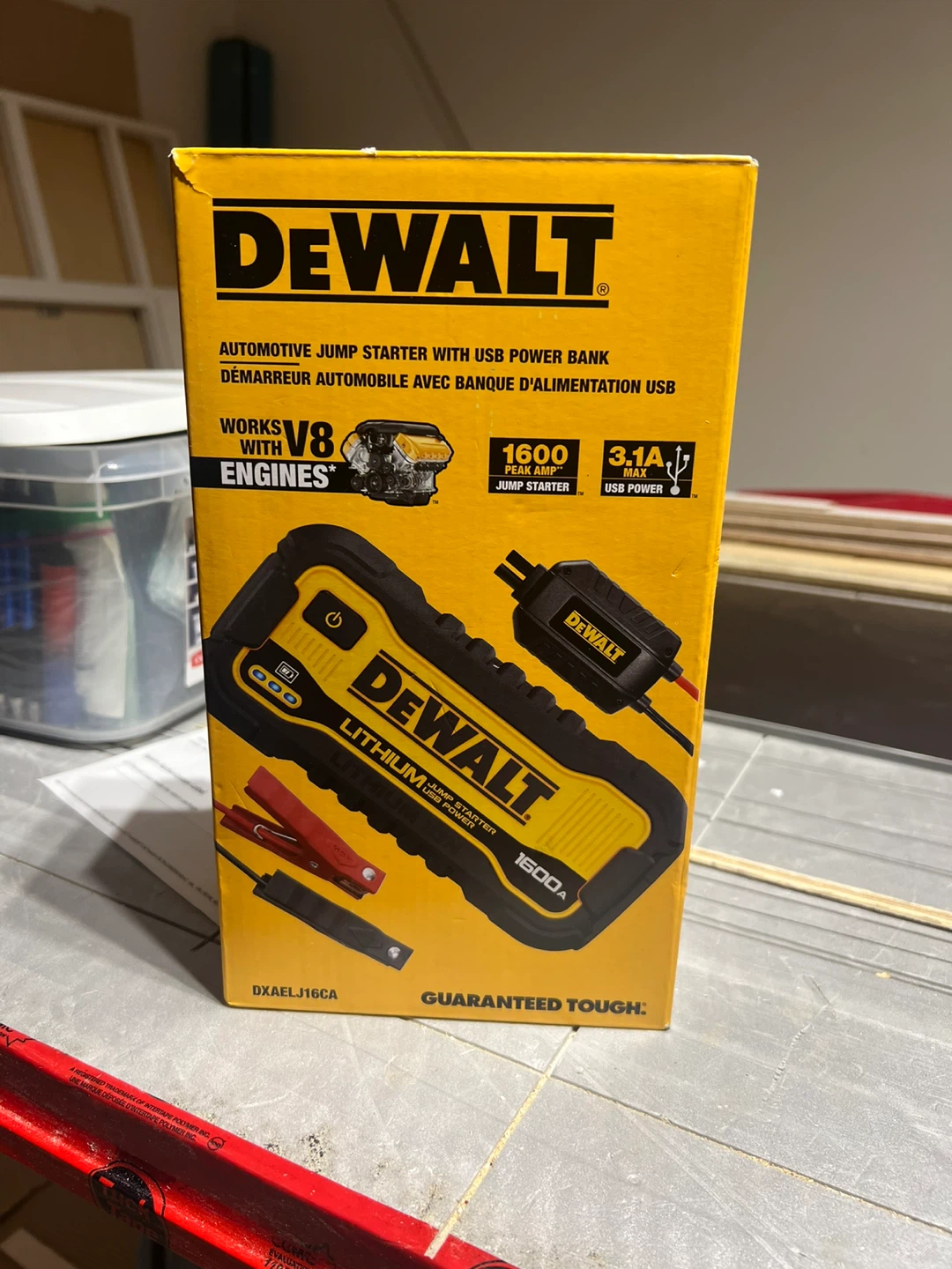 DEWALT 1600 Peak Amp Jump Starter and Power Bank