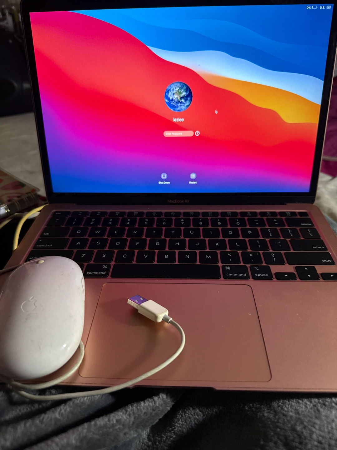 Apple MacBook Air Gold