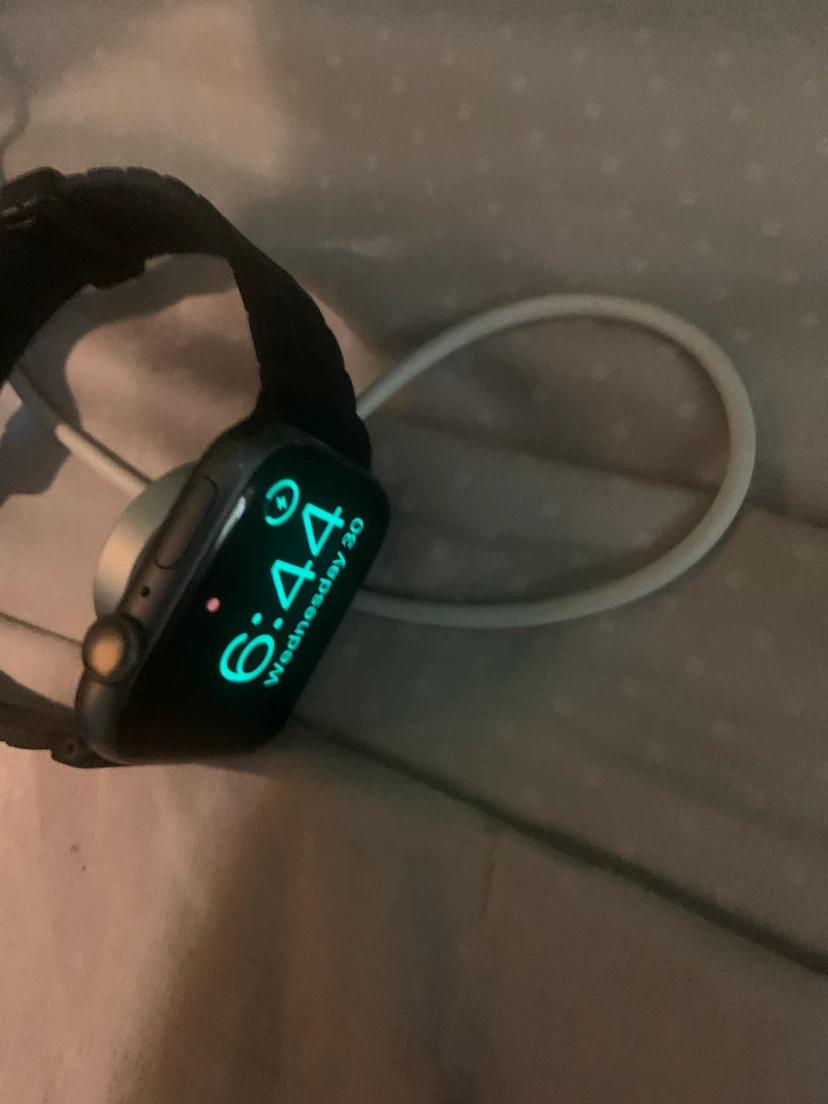 Apple Watch with black sport band - photo 4