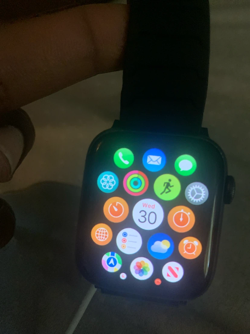 Apple Watch with black sport band - photo 5