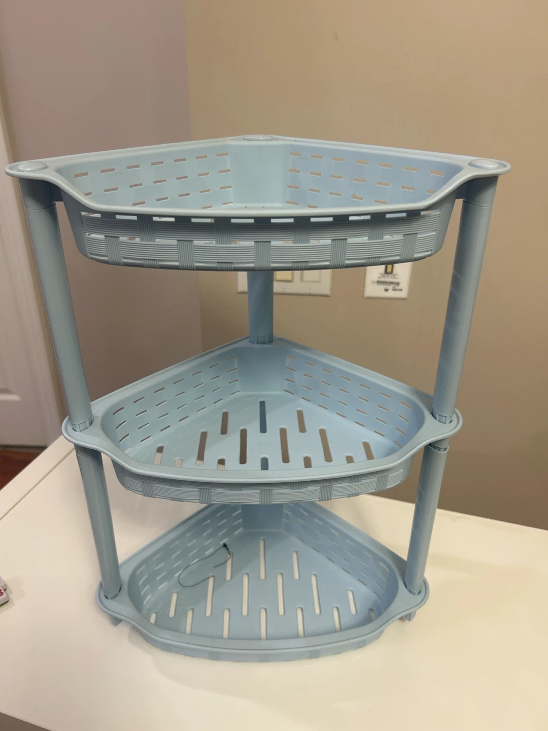 3-Tier Plastic Corner Storage Shelf
