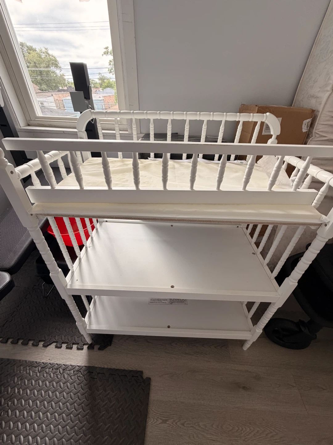 Combo baby crib and White Wooden Baby Changing Table