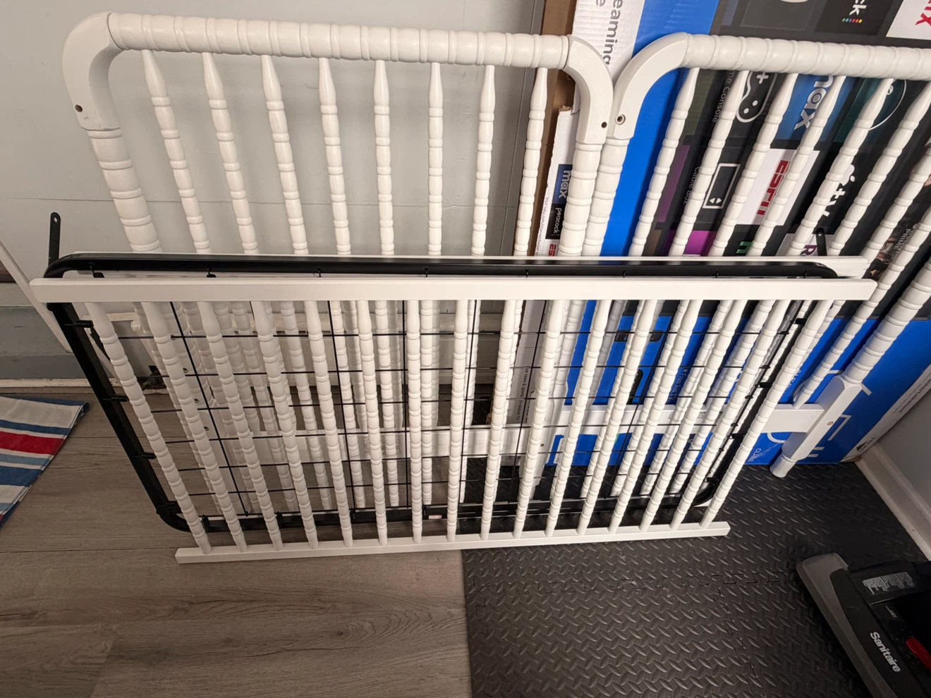 Combo baby crib and White Wooden Baby Changing Table - photo 2