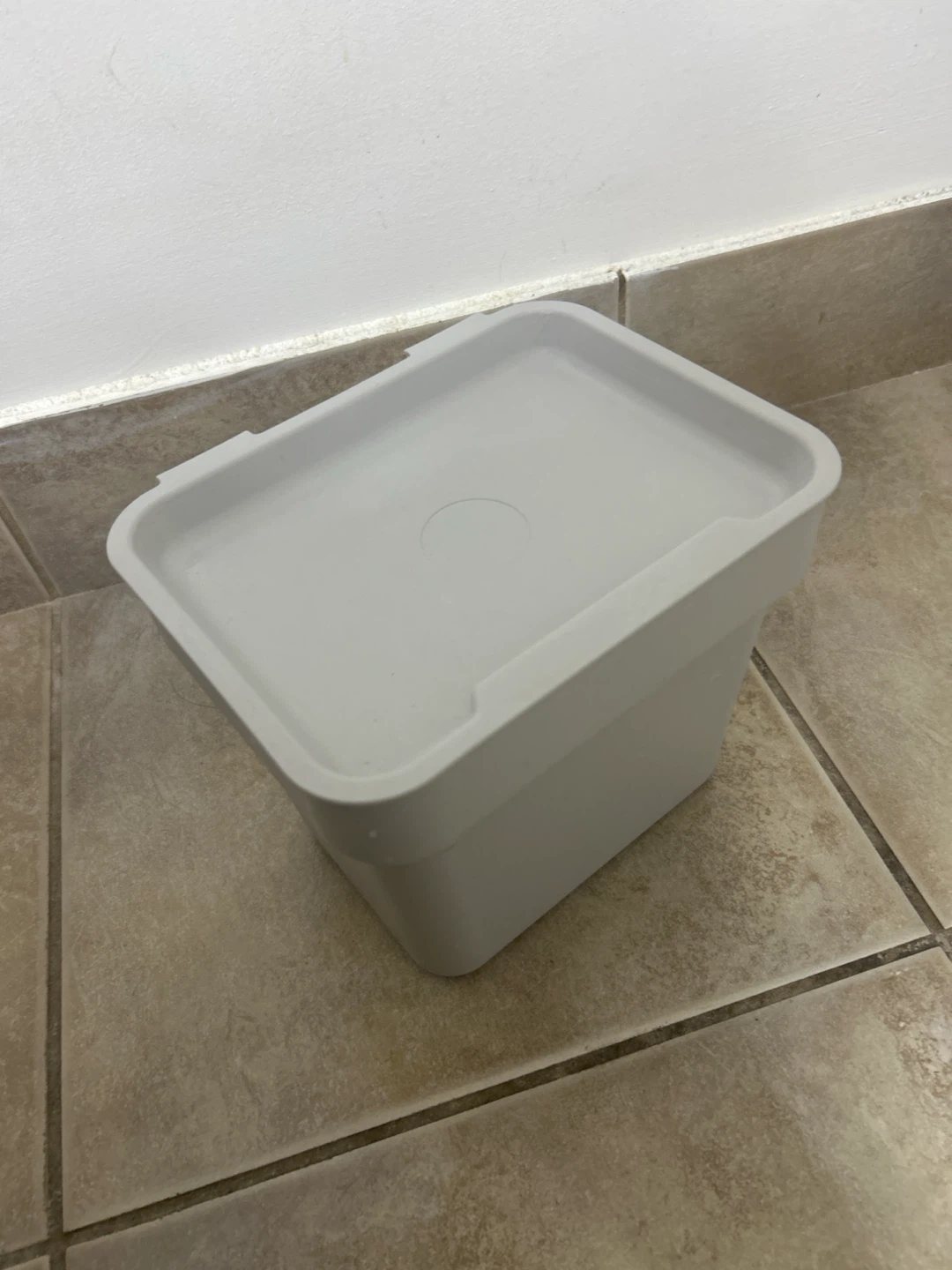 IKEA Variera waste bin with lid