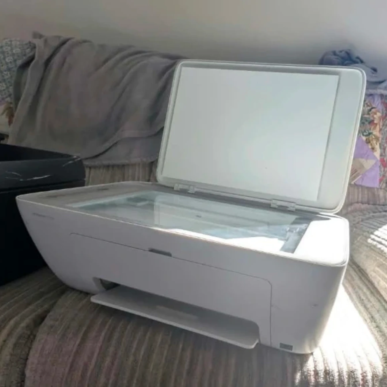 HP DeskJet Wireless Printer/Scanner - photo 3