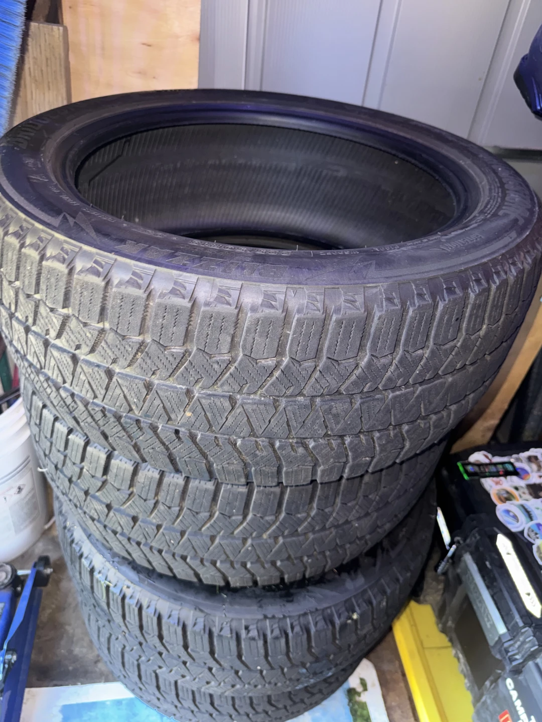 Bridgestone Blizzak WS90 Winter Tires 225/50R18 - photo 5