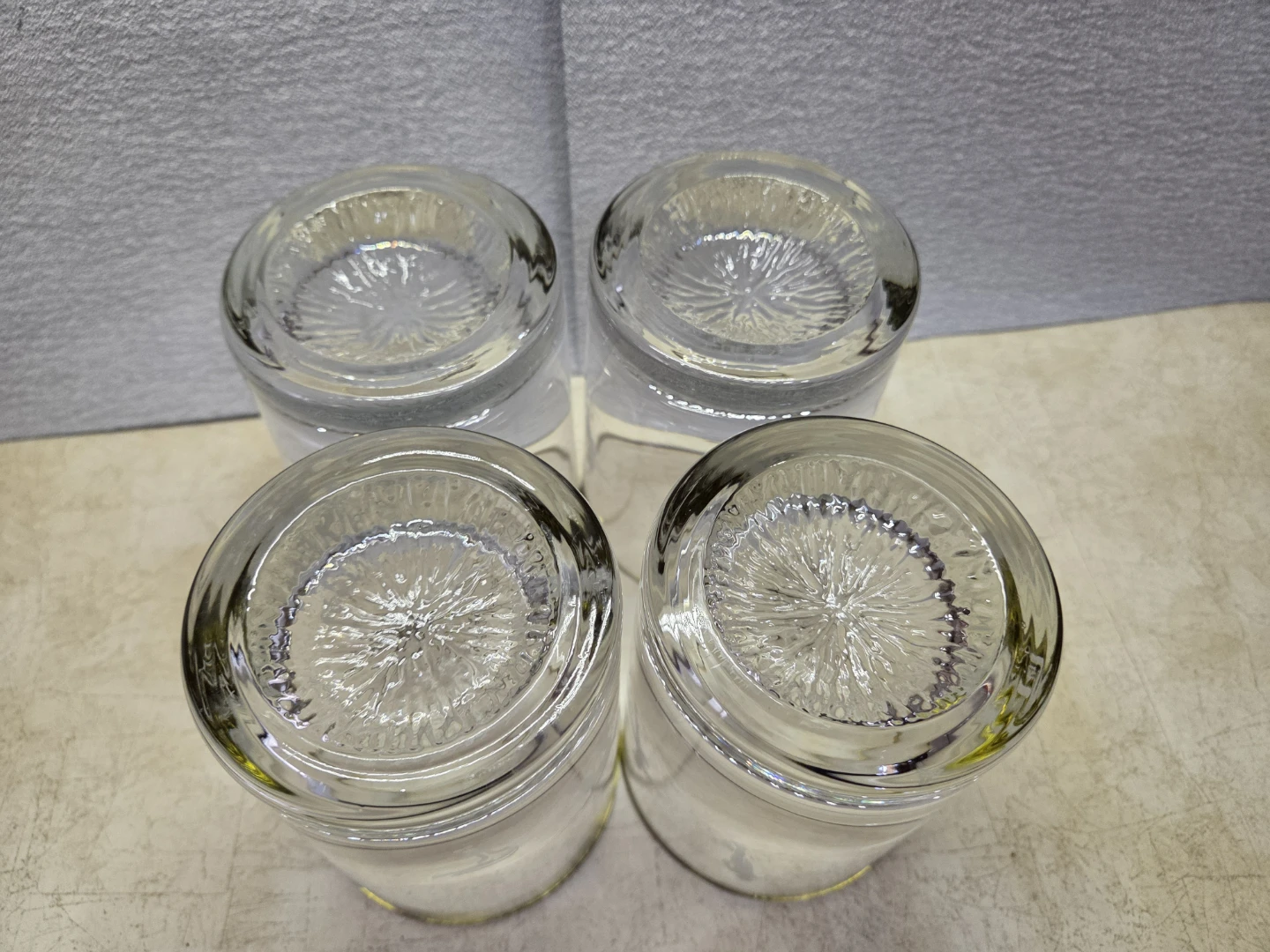 Set of 4 1988  Olympic gold rimmed  glasses - photo 2