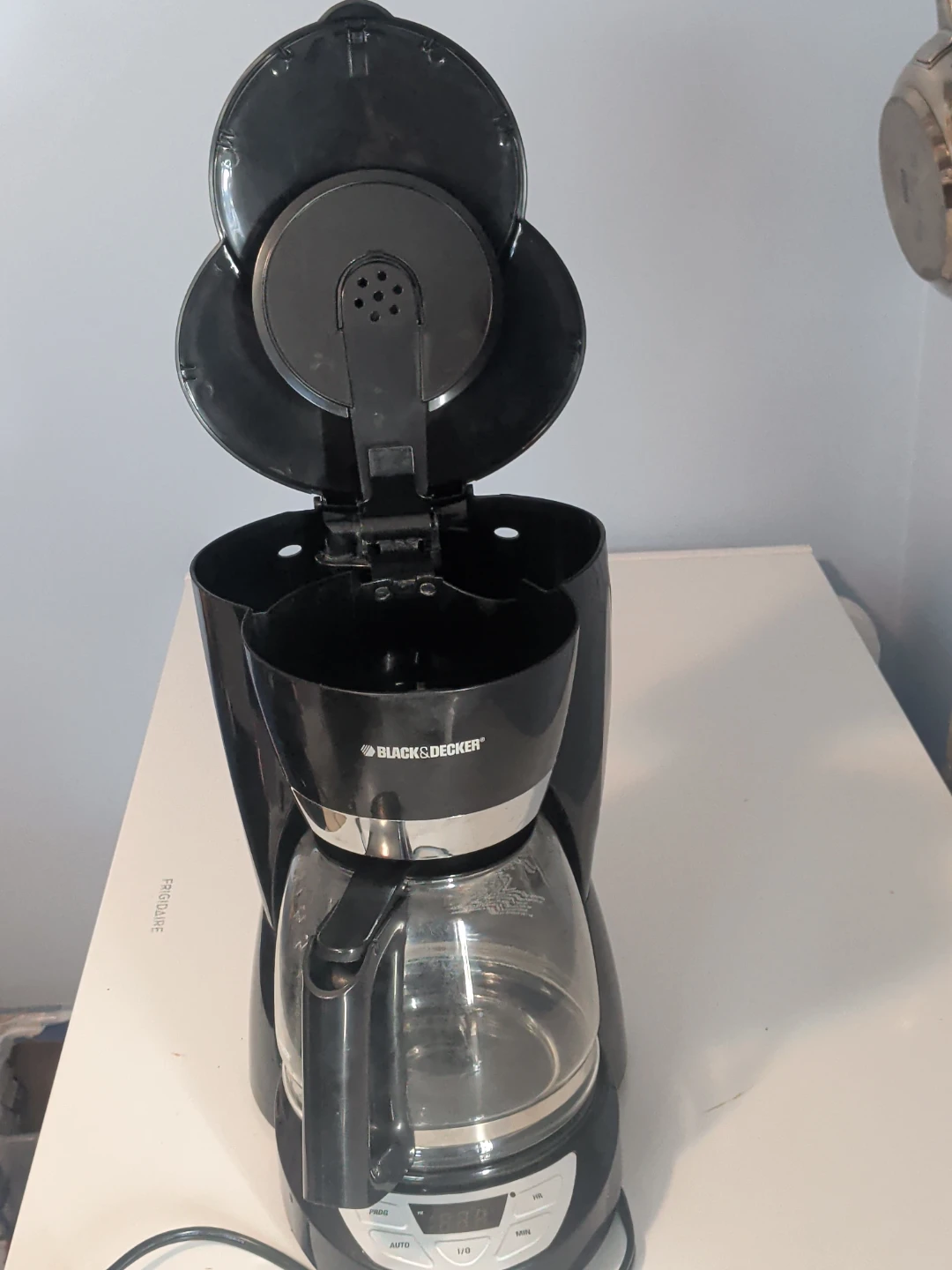 Black & Decker 12-Cup Coffee Maker - photo 3