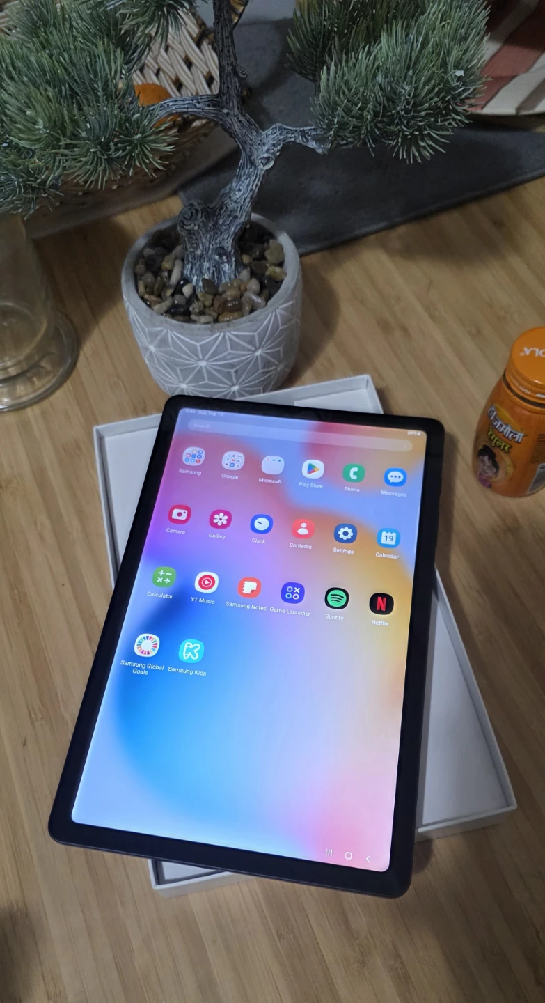 Samsung Galaxy Tab S6 Lite - photo 2