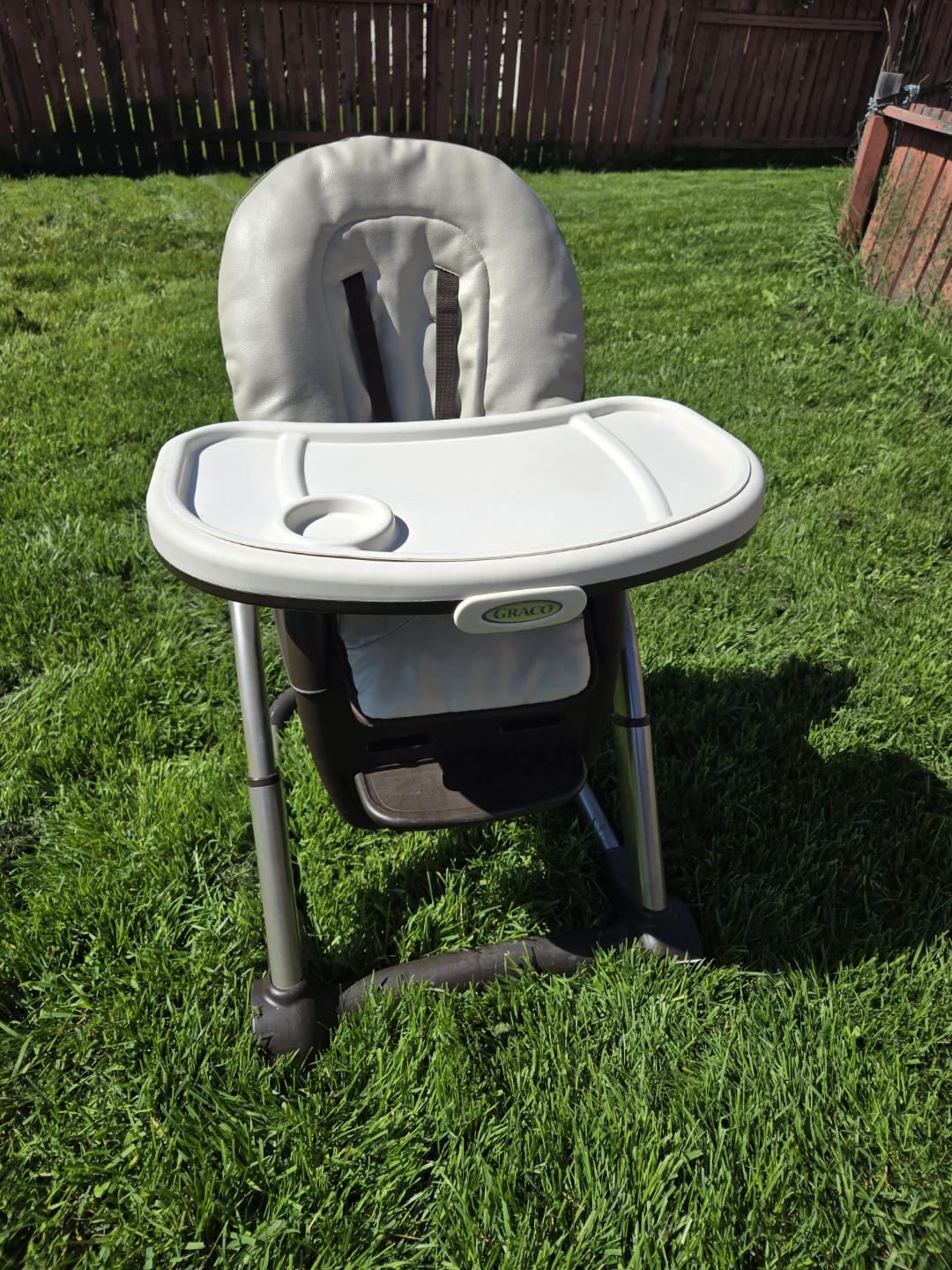 Graco High Chair - photo 3