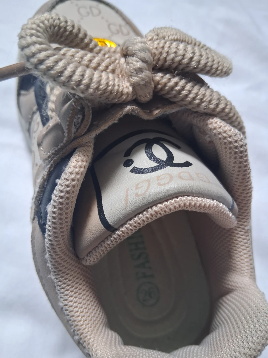 Toddler shoes size 2.5  GDGGI - photo 2