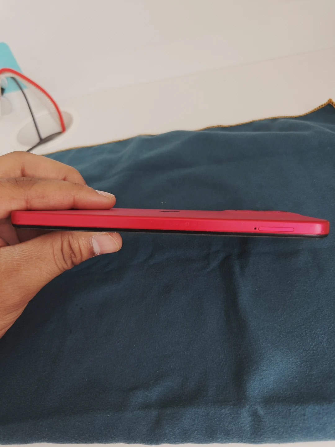 Red Motorola g45  smartphone🏈 - photo 4