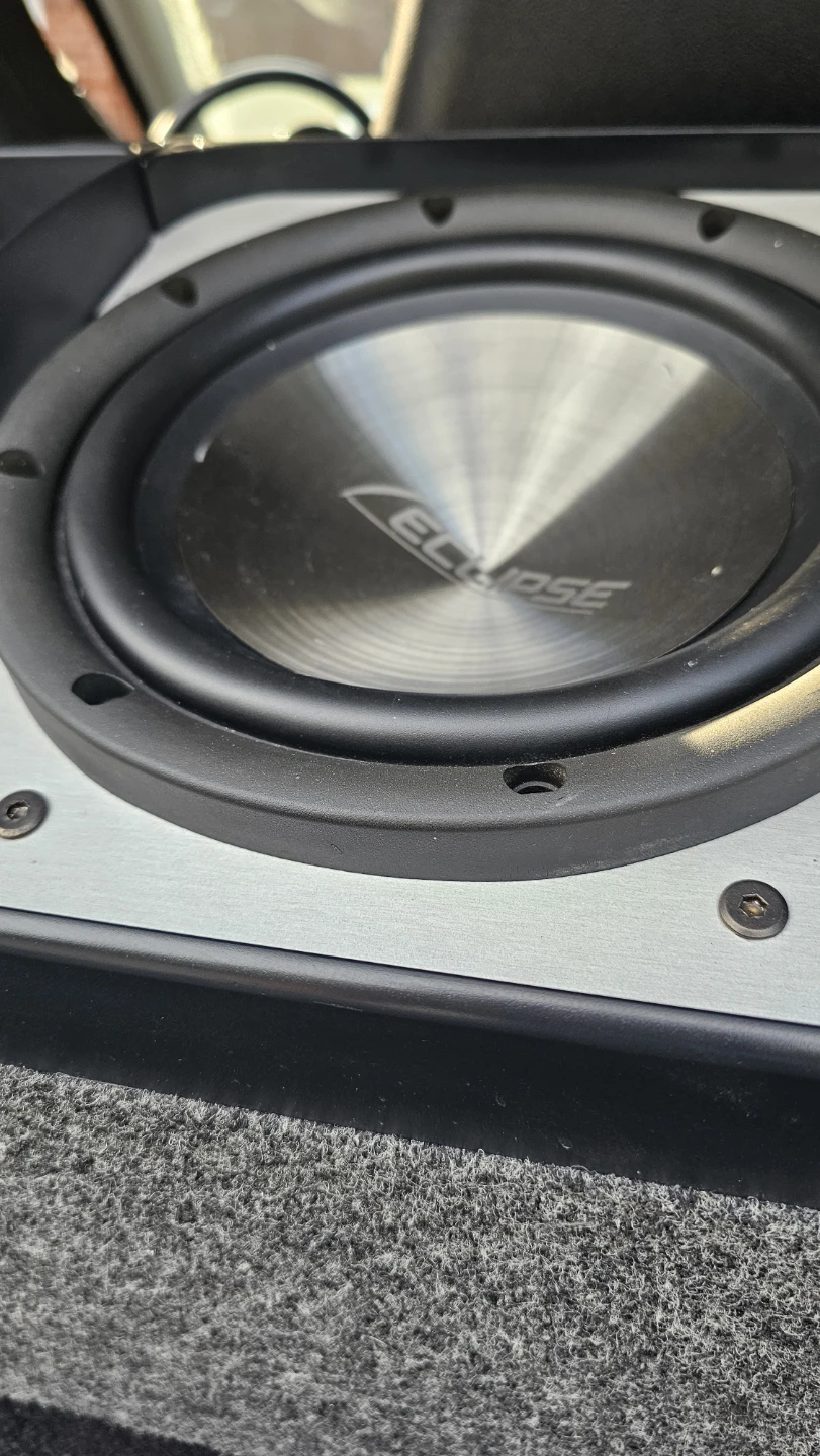 Eclipse Audio Dual 10s and Ported Box Excellent condition - photo 4