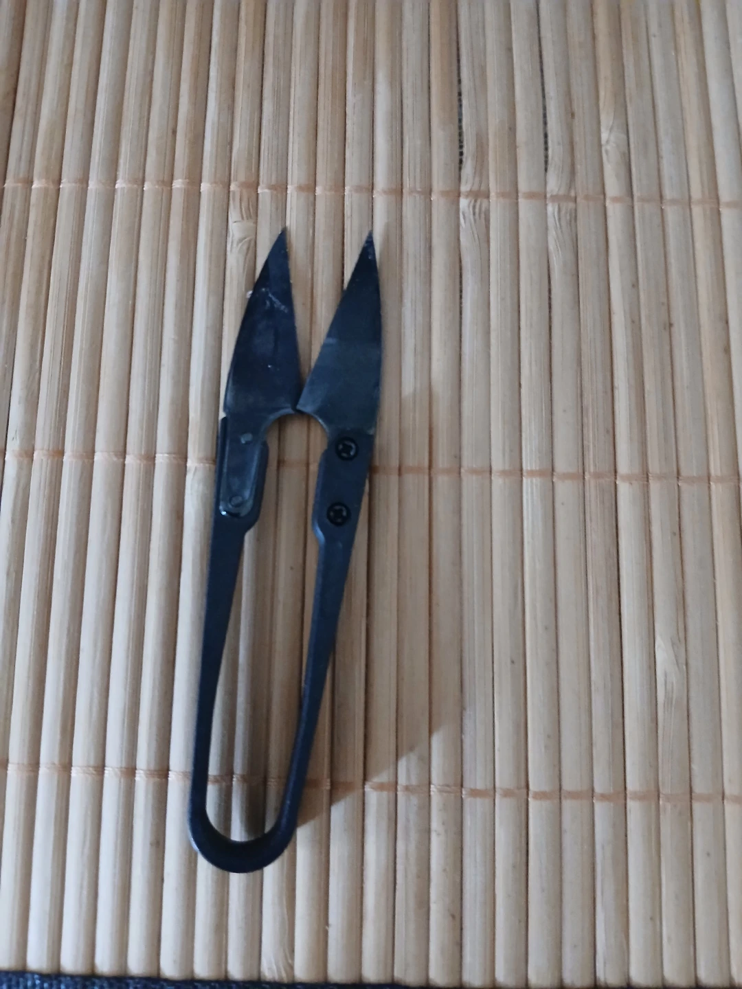 Black Steel Thread Snips🏈