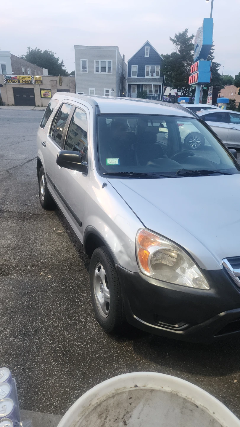 Silver Honda CR-V - photo 2