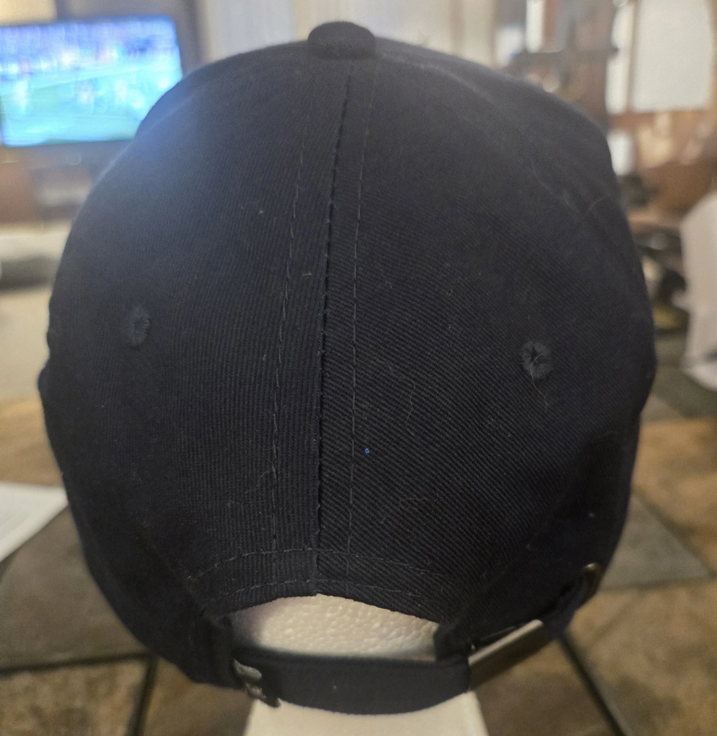 Baseball style hat/cap.  BÆRSkin Navy blue. Adjustable.EUC. - photo 2