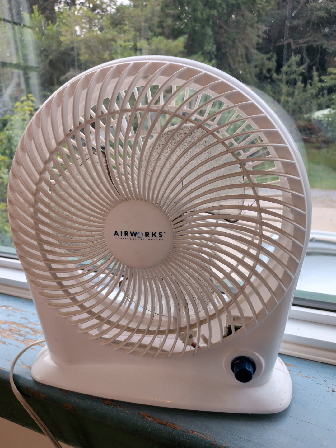Airworks White Desk Fan - photo 2