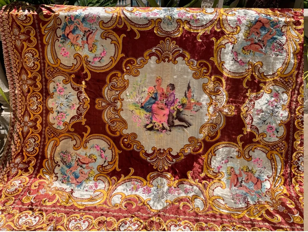 Vintage Baroque Style Velvet Bedspread - photo 2