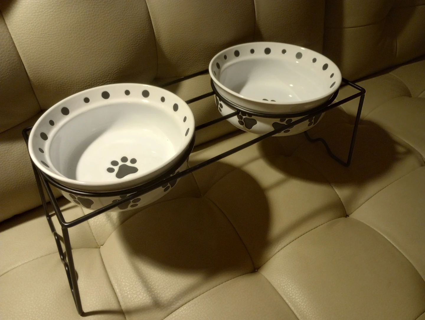 7" Ceramic Dog Bowls on Stand