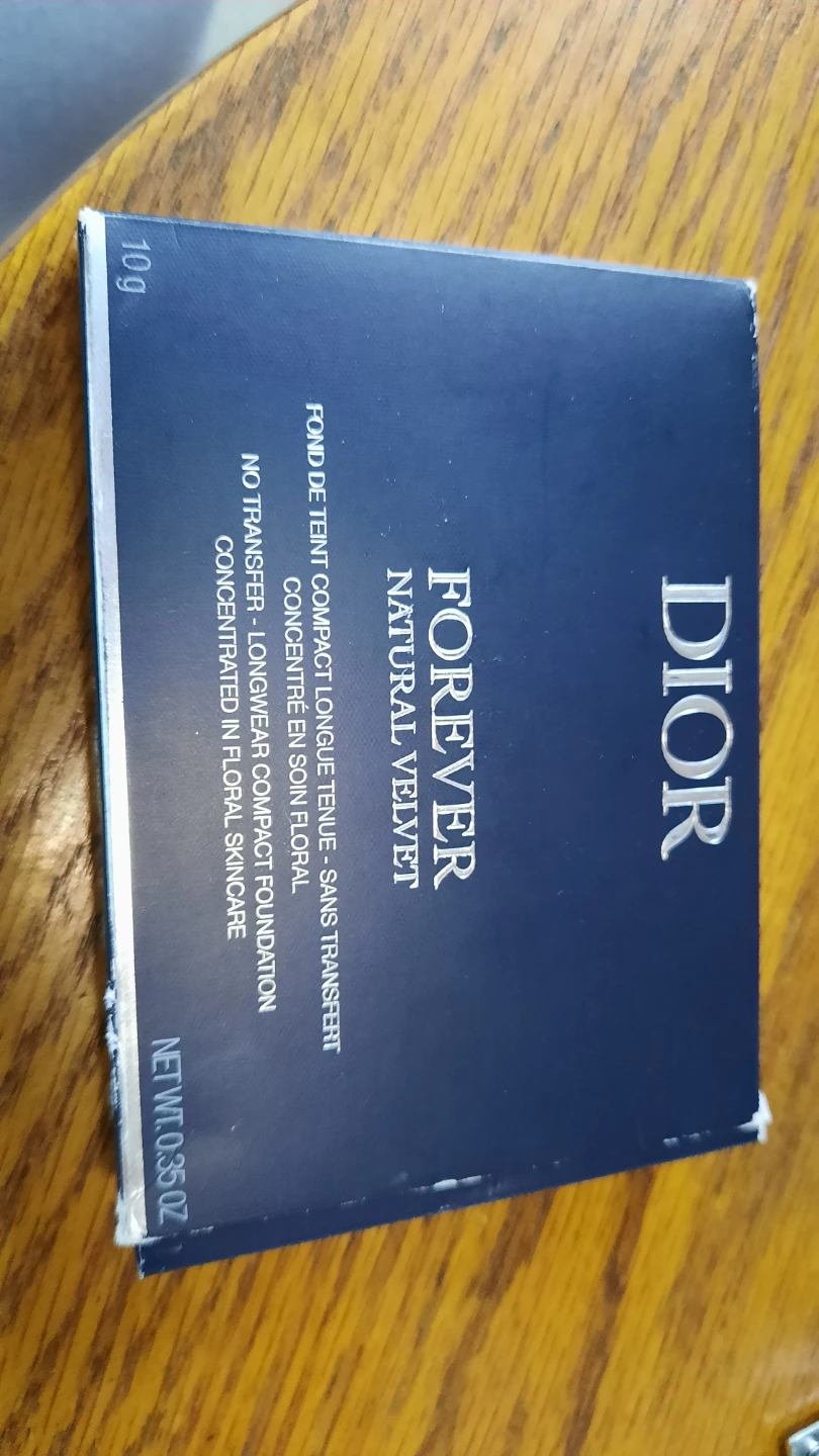 Dior Forever Natural Velvet Compact Foundation 2N