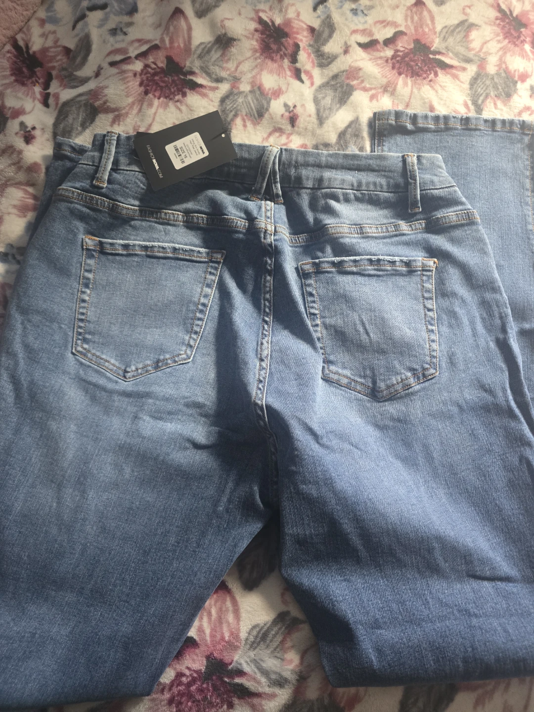 🏈 Fashion Nova High Rise Jeans Size 16 - photo 4
