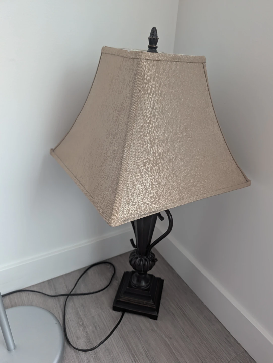 Traditional Table Lamp with Beige Shade
