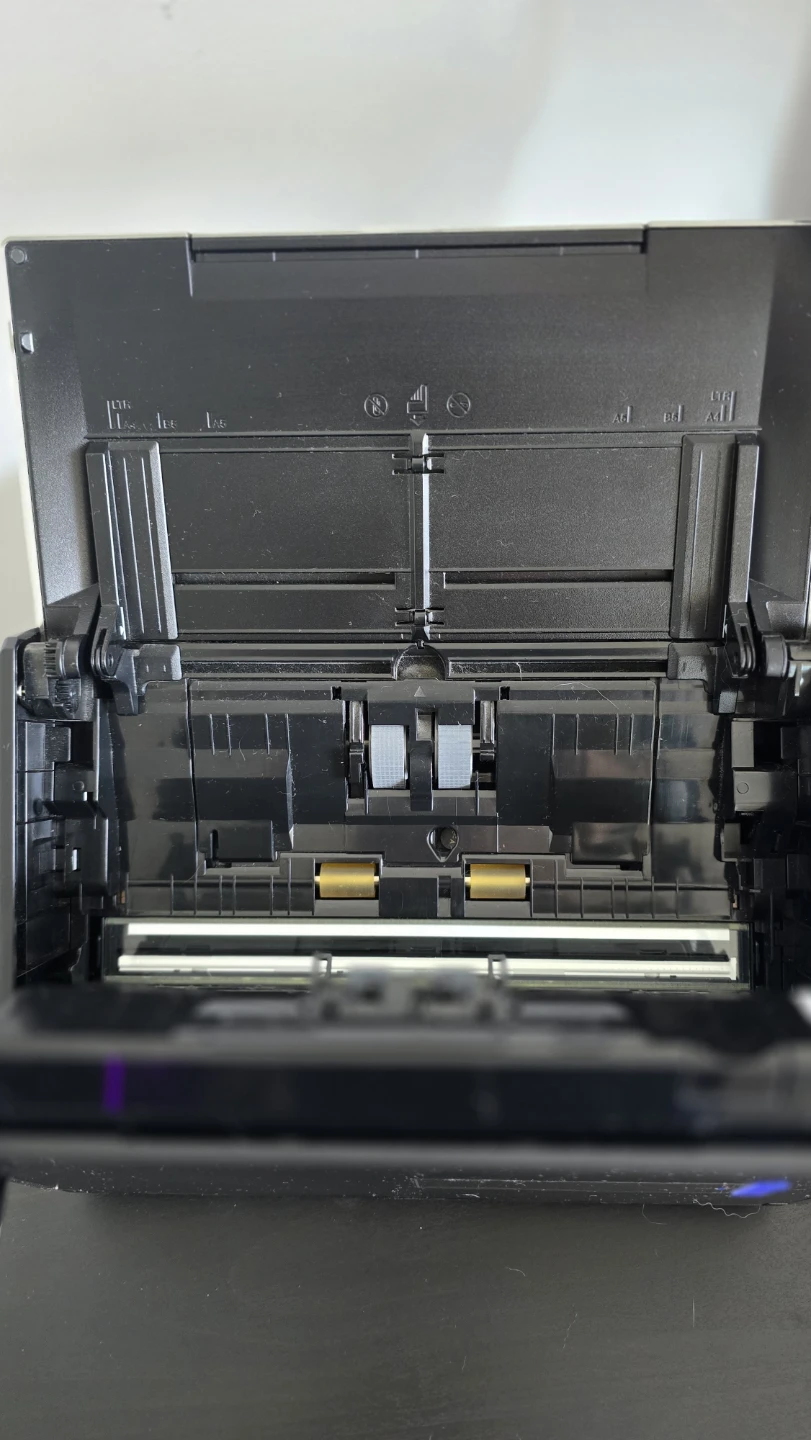 Fujitsu ScanSnap iX500 Wireless Document Scanner - photo 5