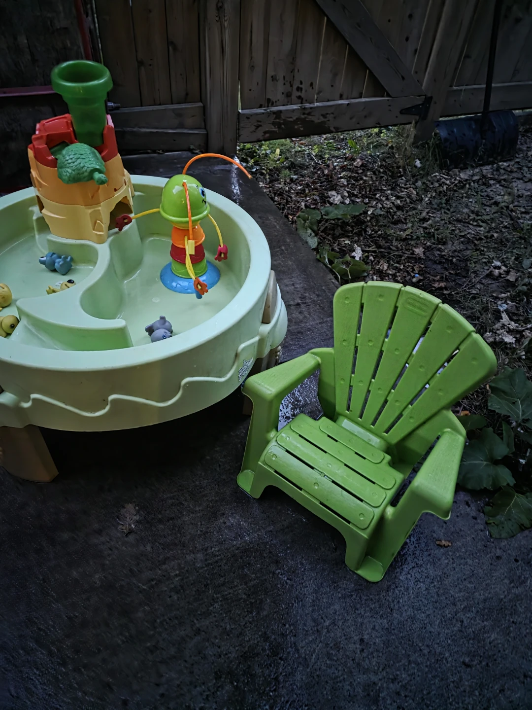 Water table for kids