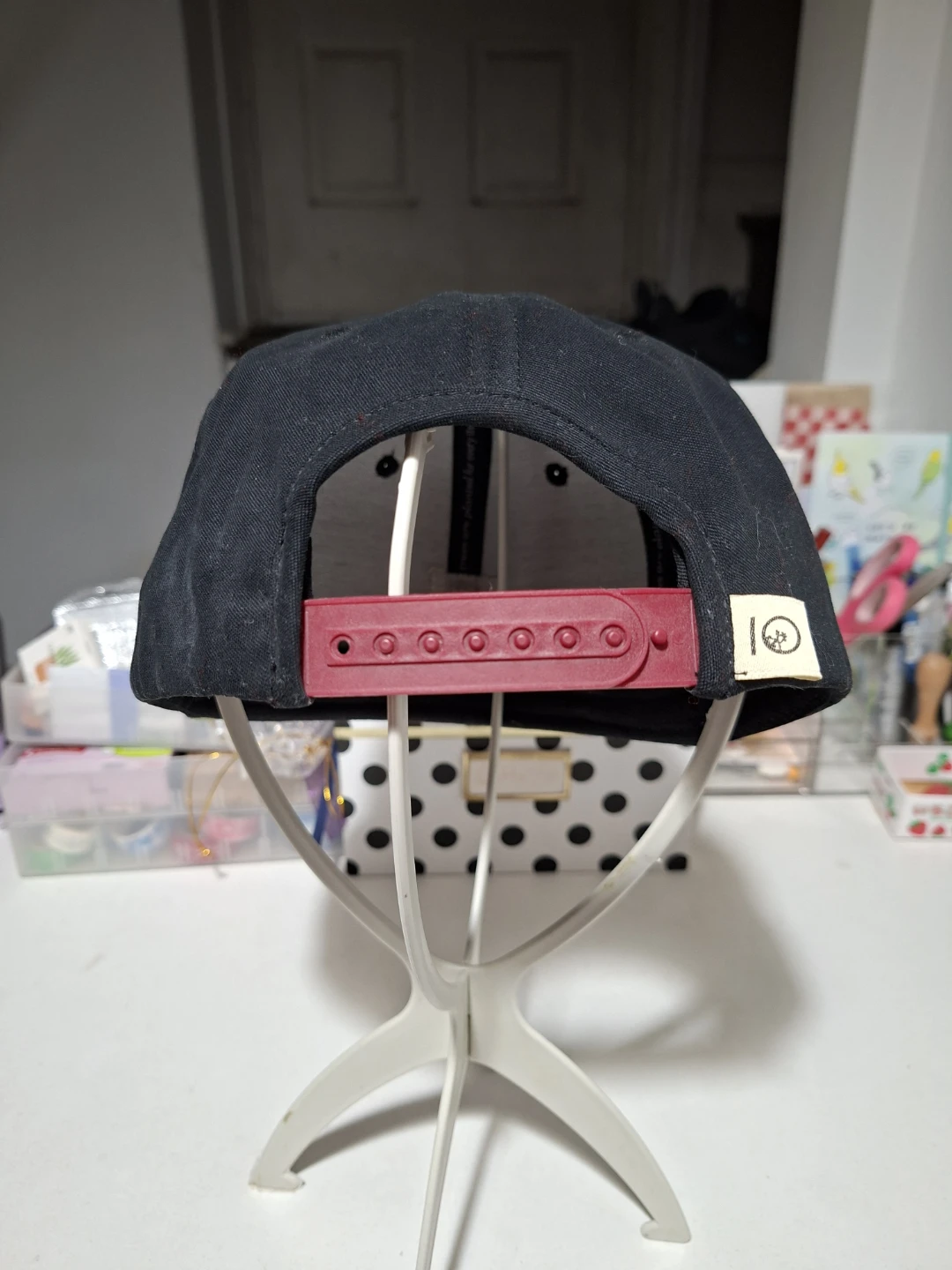 2 different hats - photo 2