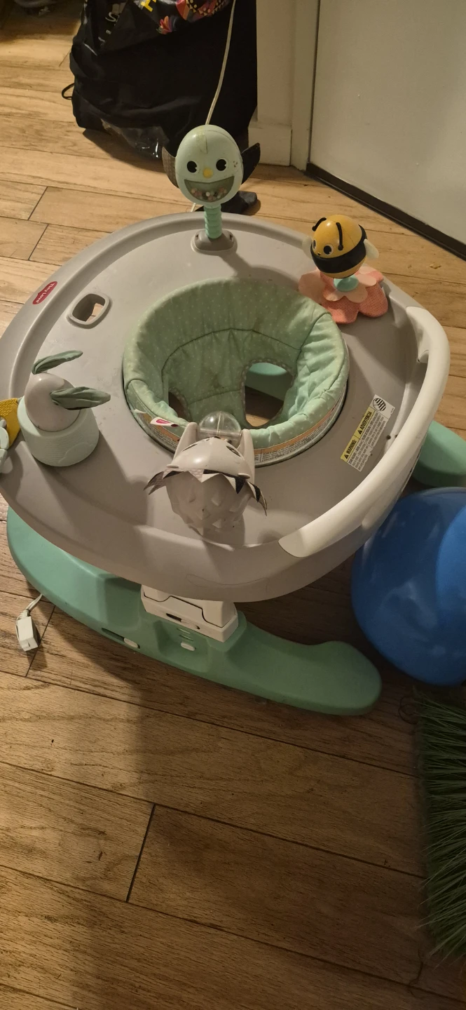 Tiny Love Meadow Days Activity Center
