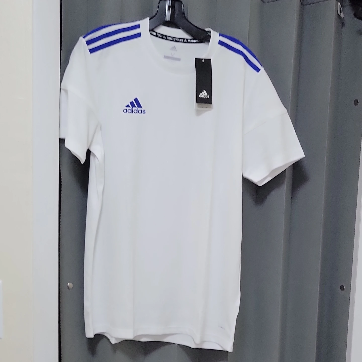 New Adidas Climalite T-Shirt Size M - photo 3