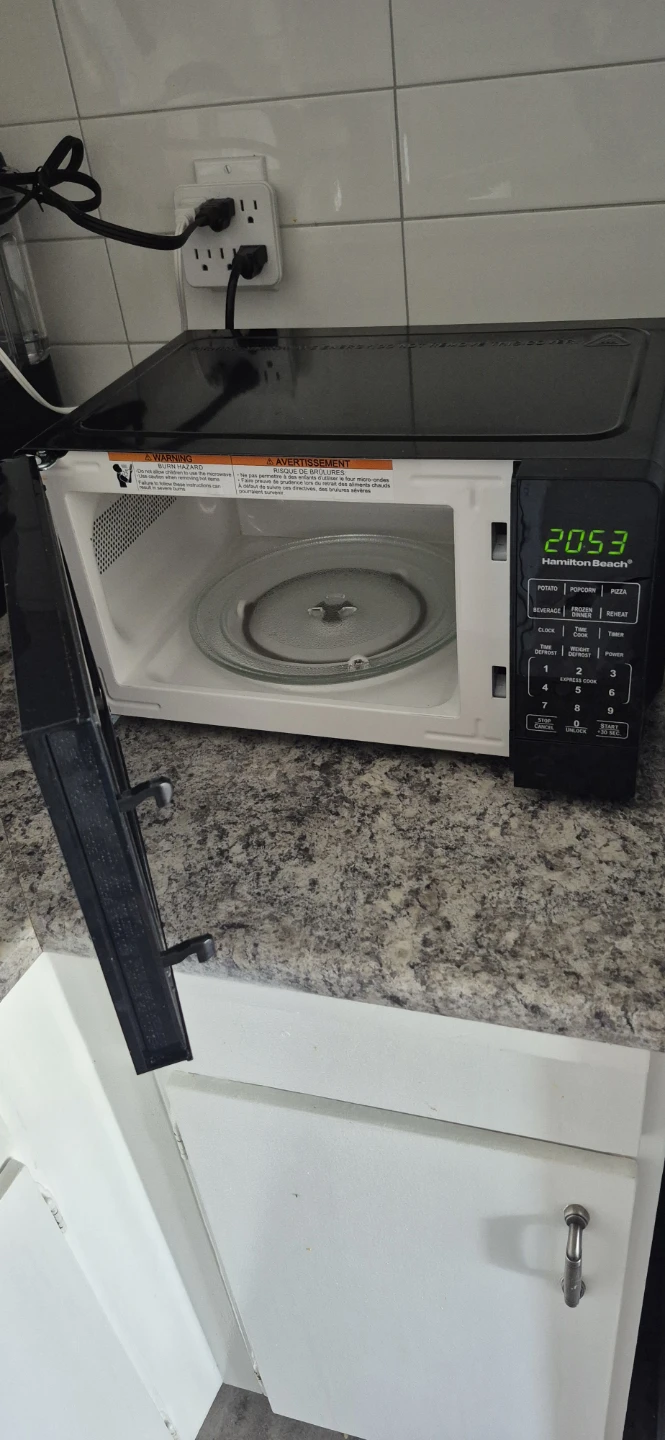 Microwave, Hamilton Beach - photo 2