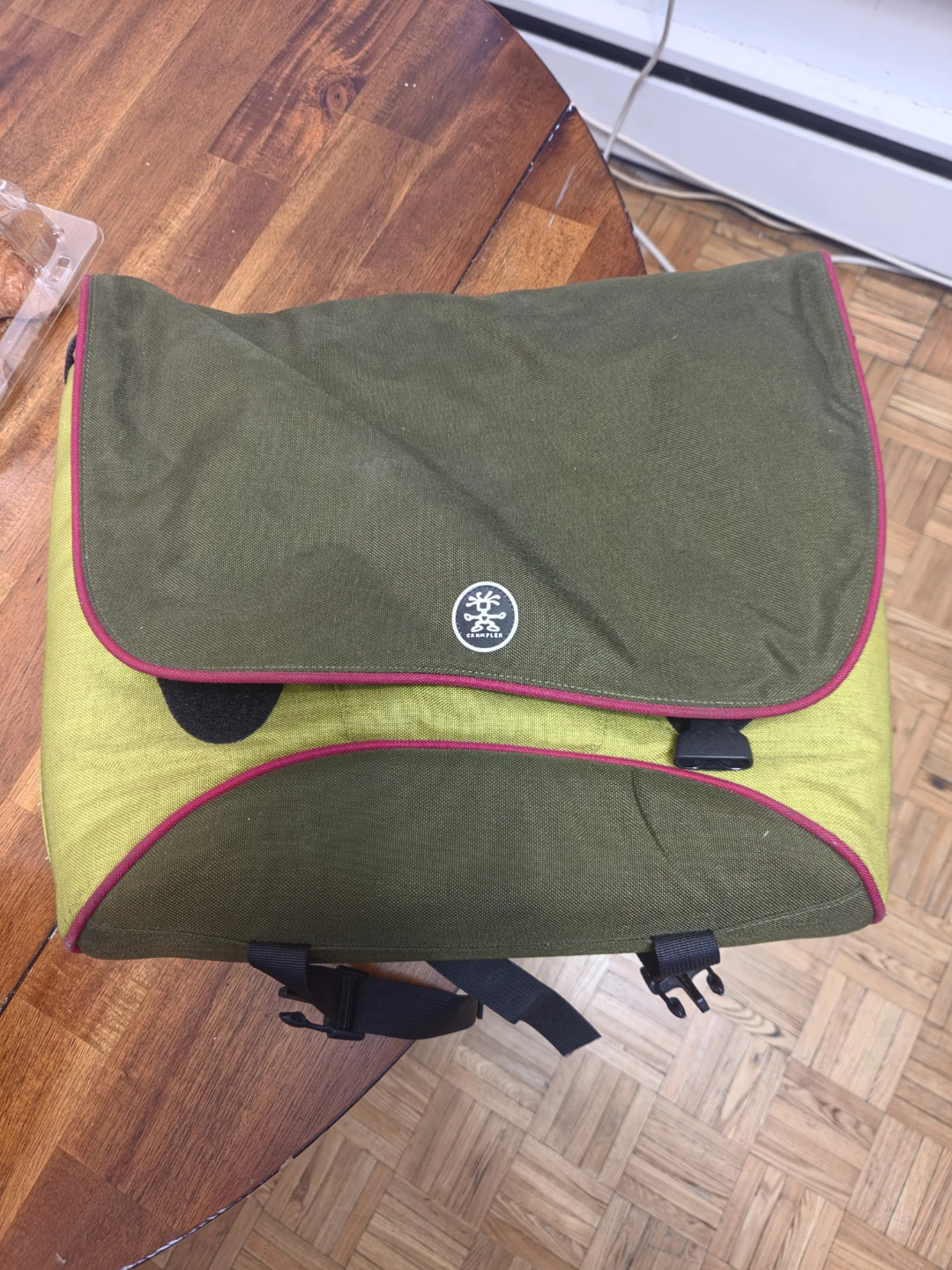 Crumpler Messenger Bag