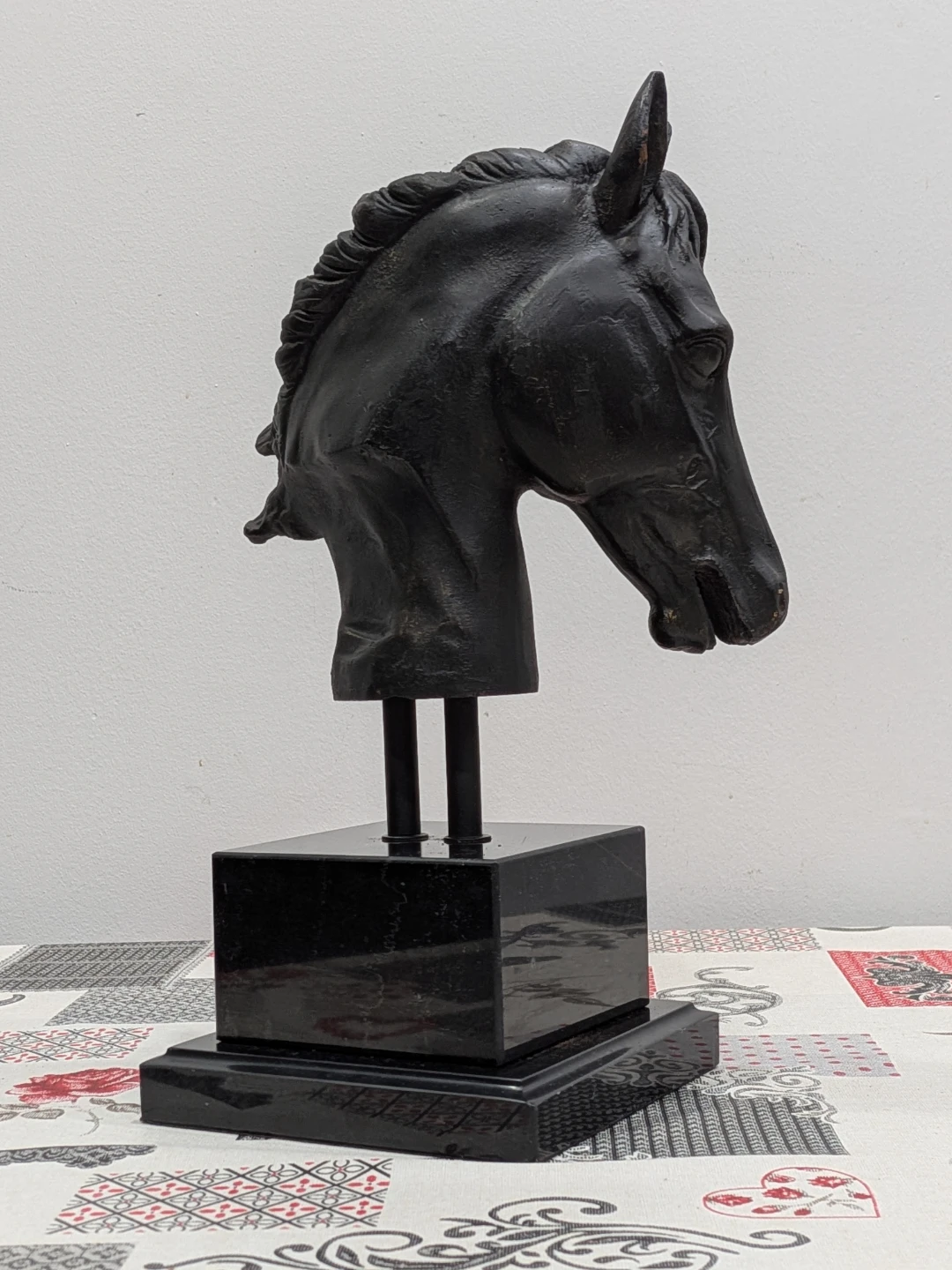 Heavy Metal Horse Head Sculpture - photo 2