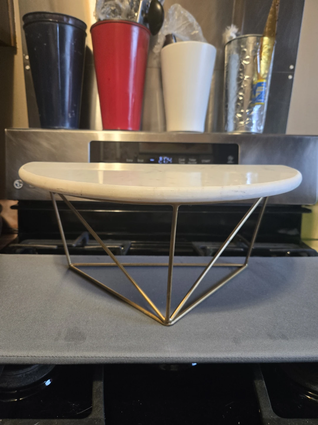 Luxury Chinto Solid Marble 16.5" Floating Shelf - Gold Geometric