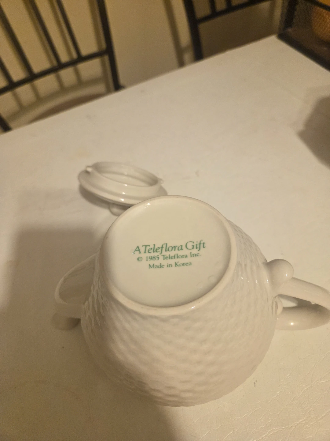 Vintage 1985 Teleflora Ceramic Teapot - photo 4