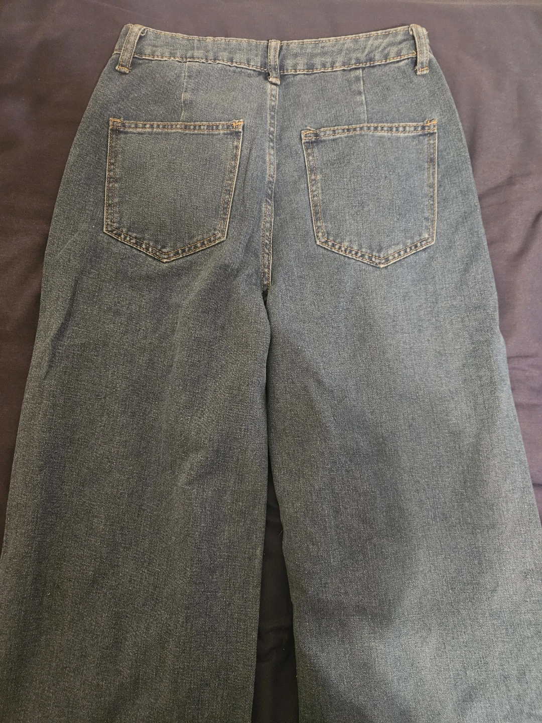 Forever 21 High-Waisted Jeans Size 27 - photo 2