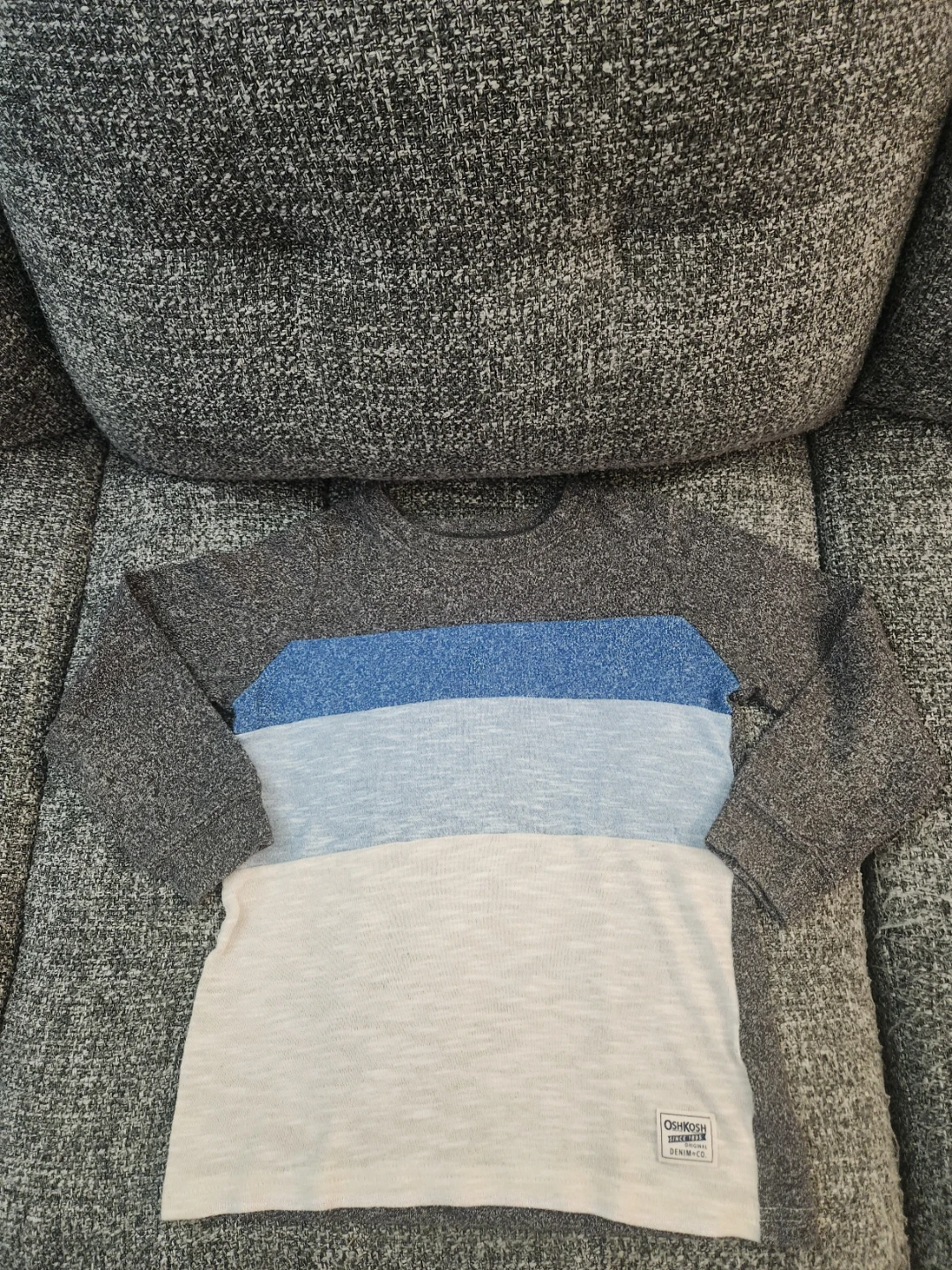 Lot of 2 OshKosh B'gosh Boys knit Long Sleeve Shirts - Size 7 - photo 4