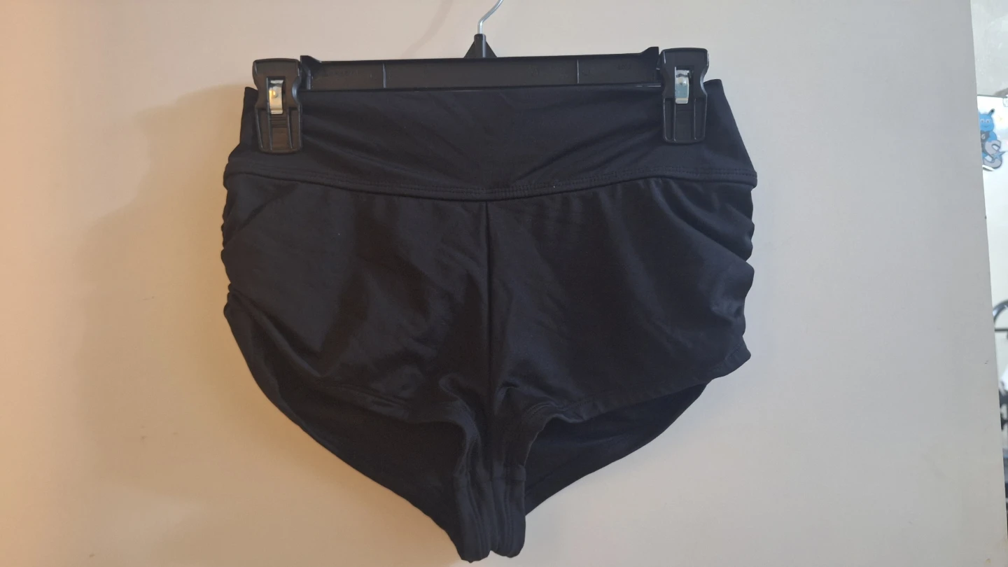 Anne Cole Black Shred Short
