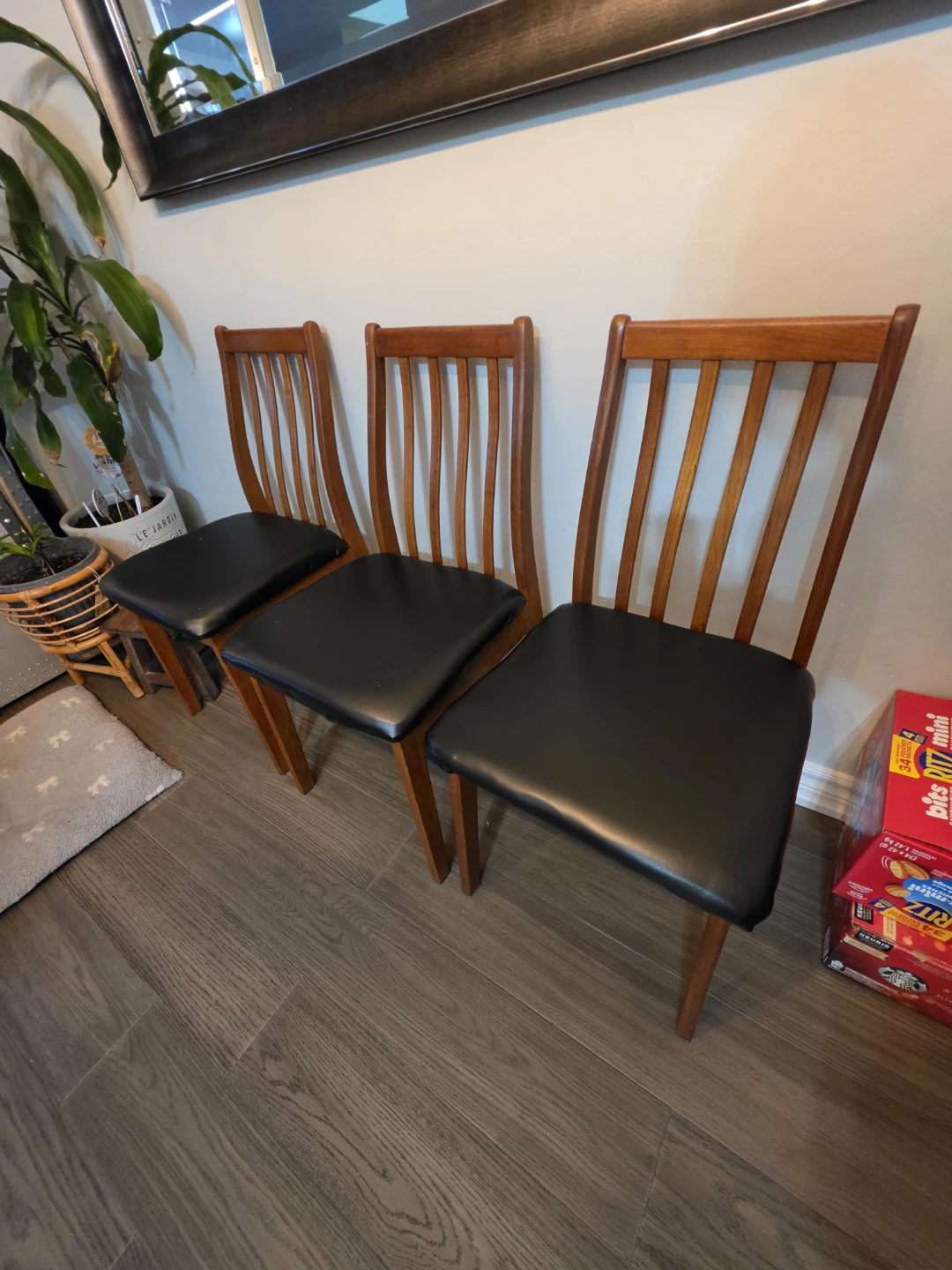 Set of 3 Wooden Dining Chairs with Black Upholstered Seats - photo 2