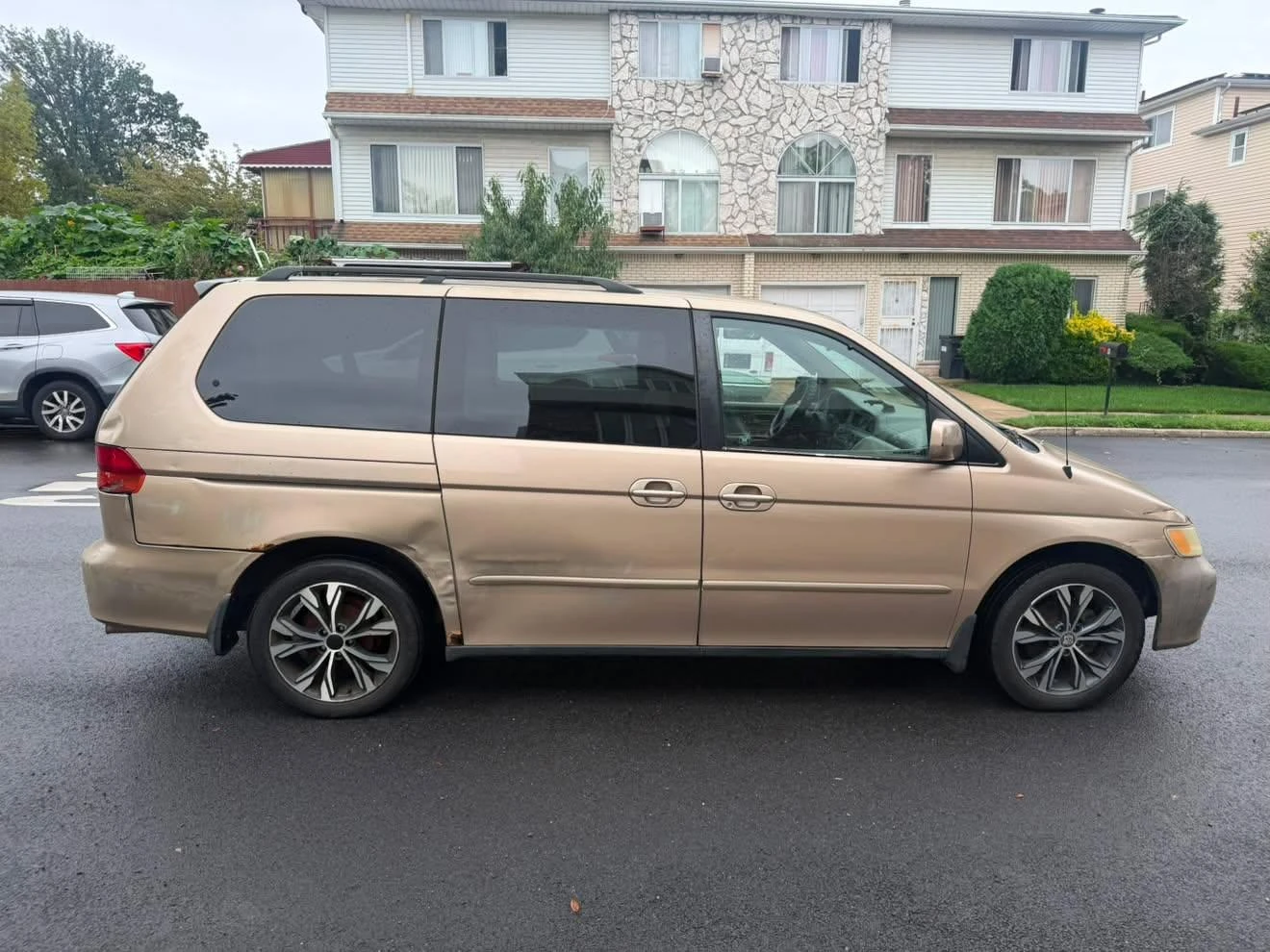 2001 Honda Odyssey LX 18200 miles - photo 2