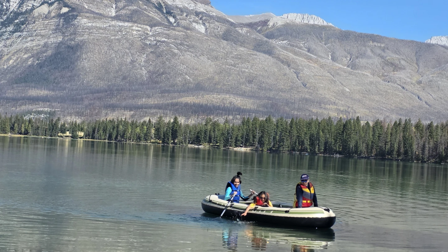Voyager inflatable Boat (4person)