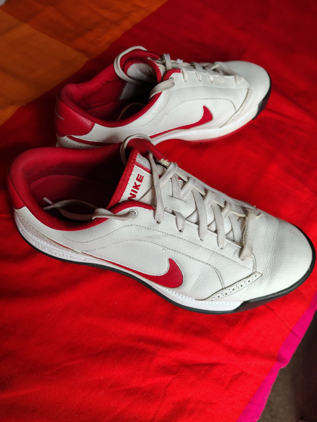 Nike Men's White and Red Golf Shoes US 9.5 - photo 2