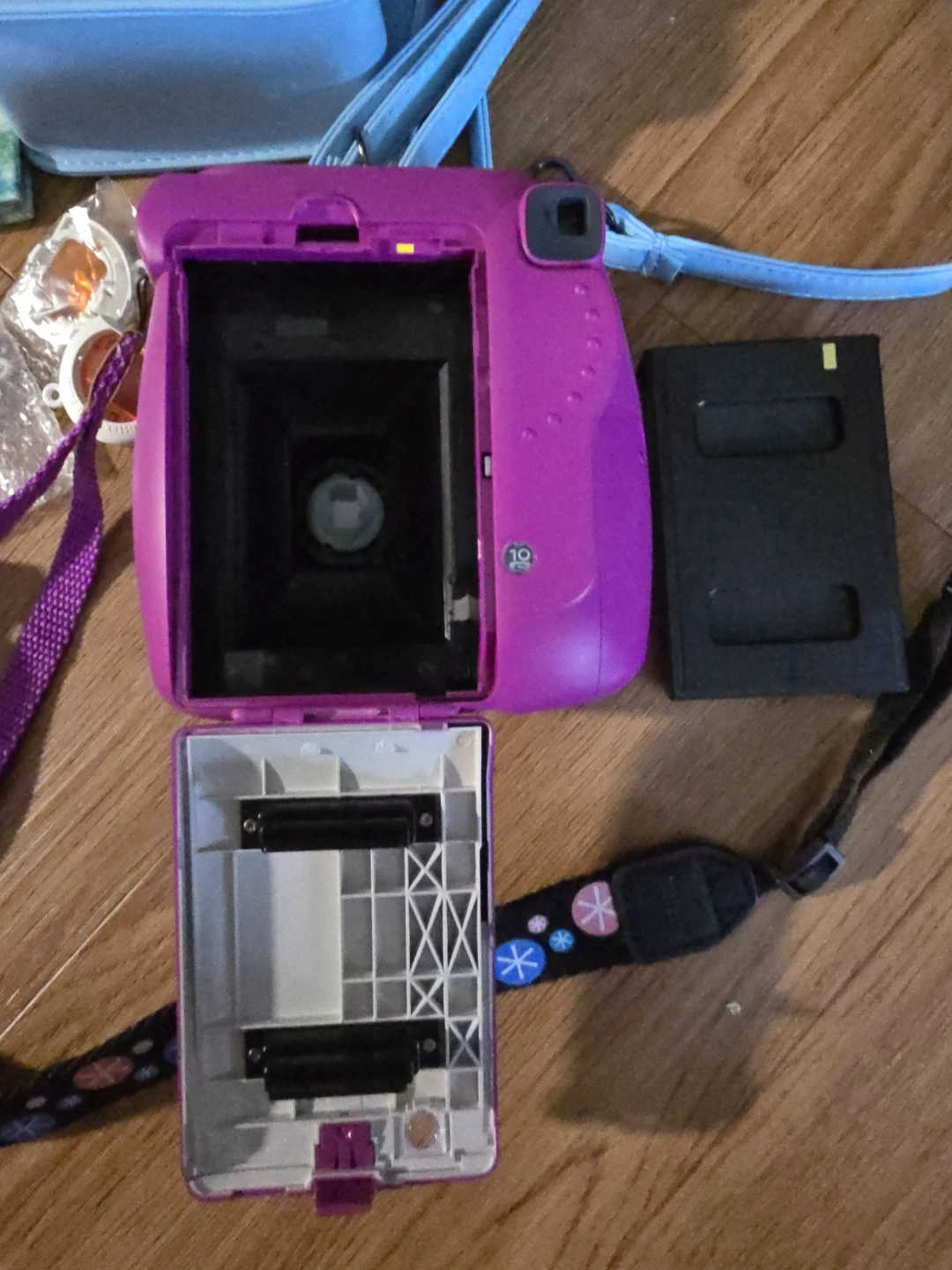 Fujifilm Instax Camera Bundle - photo 3